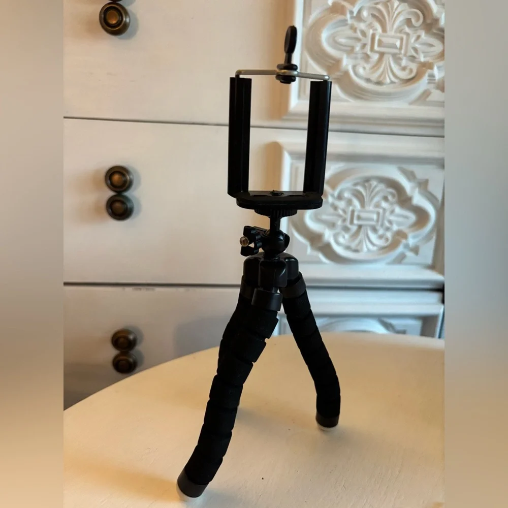 Black Flexible Tripod Stand